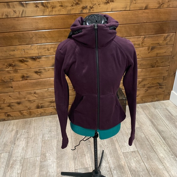 Lululemon Black Cherry &go Destination Hoodie - Picture 4 of 7